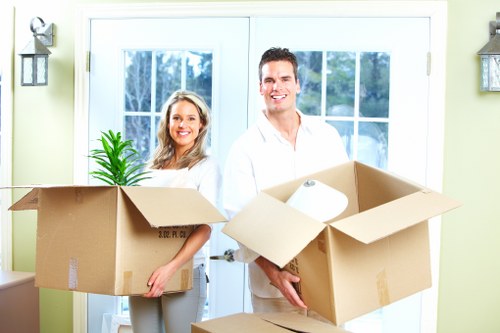Residential and commercial moving service for Kingstonuponthames customers